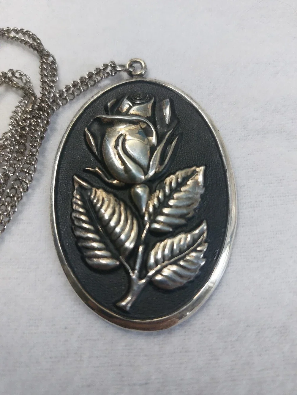 Vintage International Sterling Silver Oval Repoussé Rose Pendant Necklace